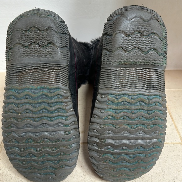 Bogs Arcata winter boot size 3Y - Picture 4 of 8